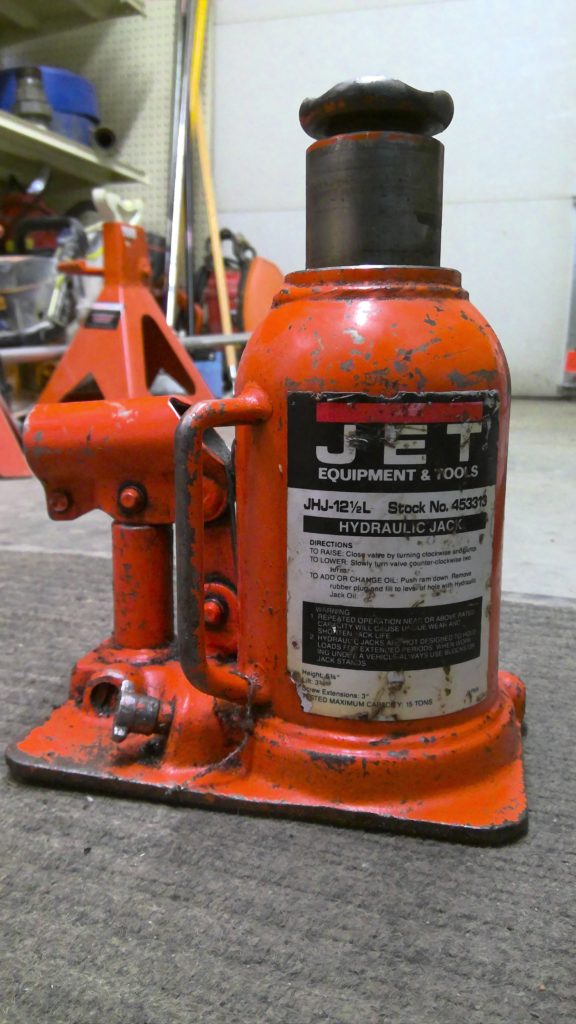 15 Ton Short Hydraulic Jack Warroad Rentals