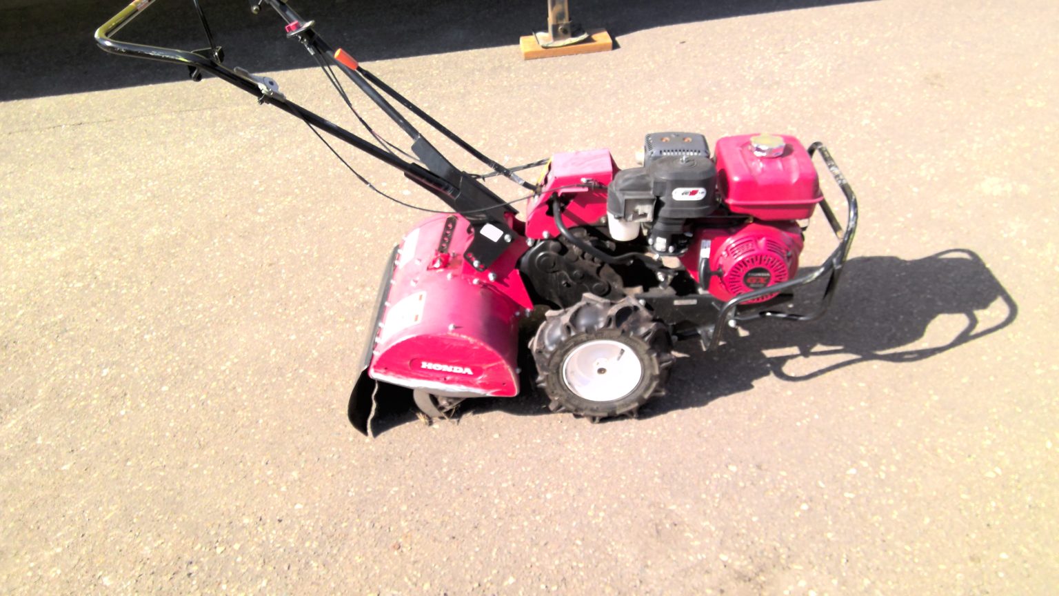 8 HP Rear Tine Tiller Warroad Rentals